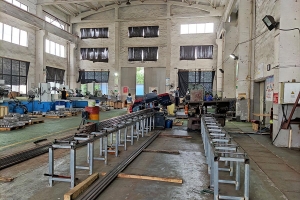 無錫折彎機夾模板安全使用規(guī)則